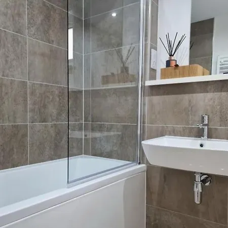 New Build Modern High Spec House Apartment Dundee Exterior photo