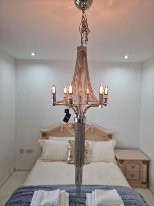 Apartment New Build Modern High Spec House Dundee