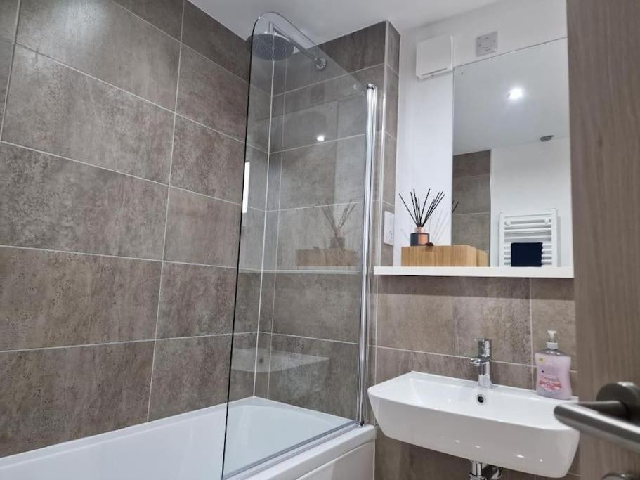 New Build Modern High Spec House Dundee